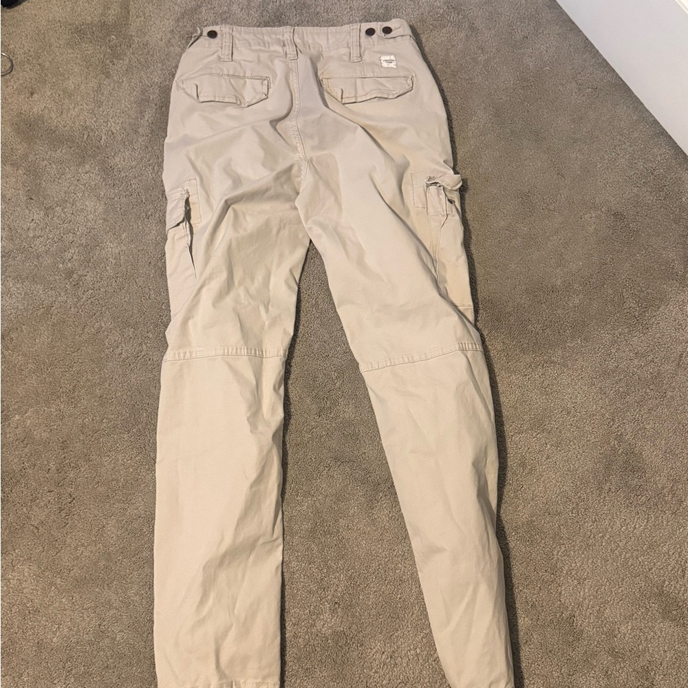 American Eagle Outfitters Tan Cargo Pants - Picture 2 of 4